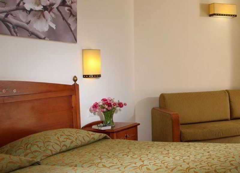 Nir Etzion Resort Ein Hod Екстер'єр фото